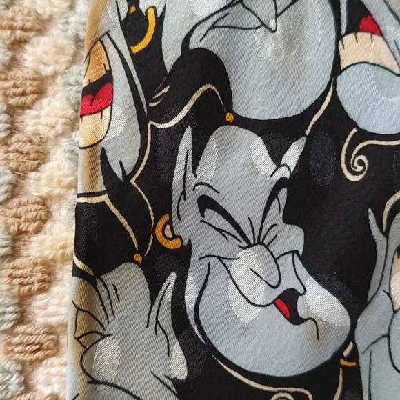 VINTAGE SUPER RARE GENIE silk tie from ALADDIN. 4" Mickey Inc. Circa 1990s - Picture 10 of 13